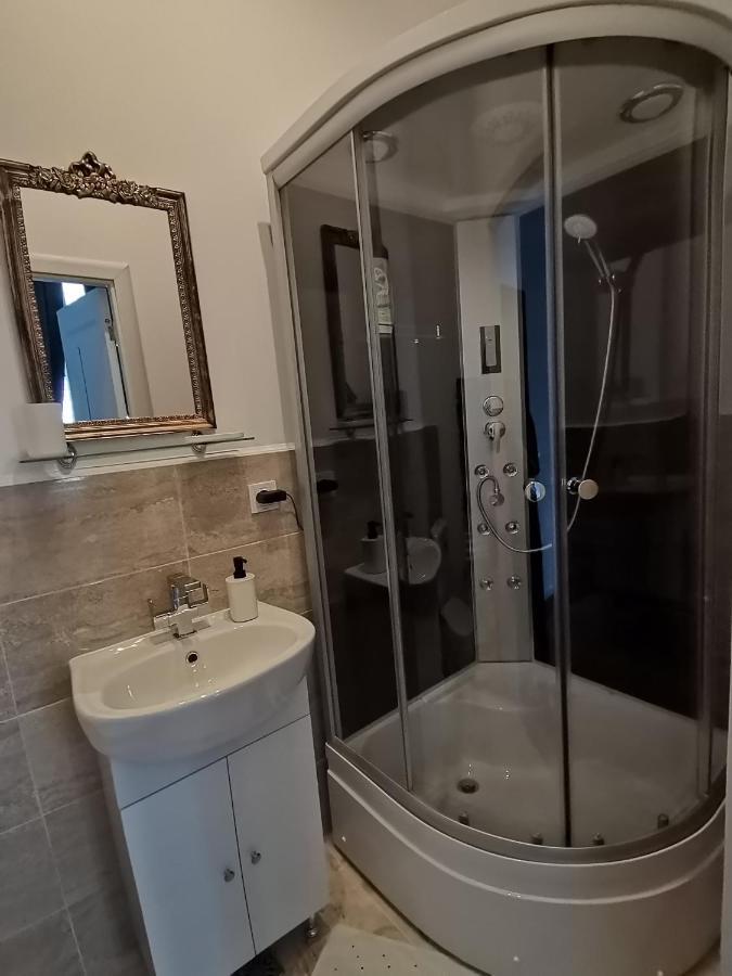 Casa J. Gusbeth Daire Braşov Dış mekan fotoğraf